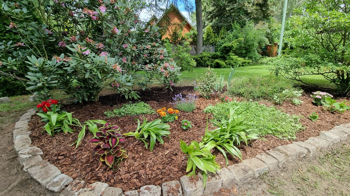 Realizacja ogrodowa - profesjonalne wykończenie